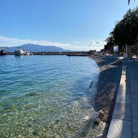 With Parking Space Gradac, Makarska - 6724 Apartament Gradac (Split-Dalmatia)